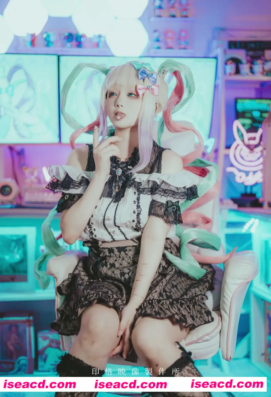 【COSPLAY】落落 – 升天（超天酱） [48P]【500M】